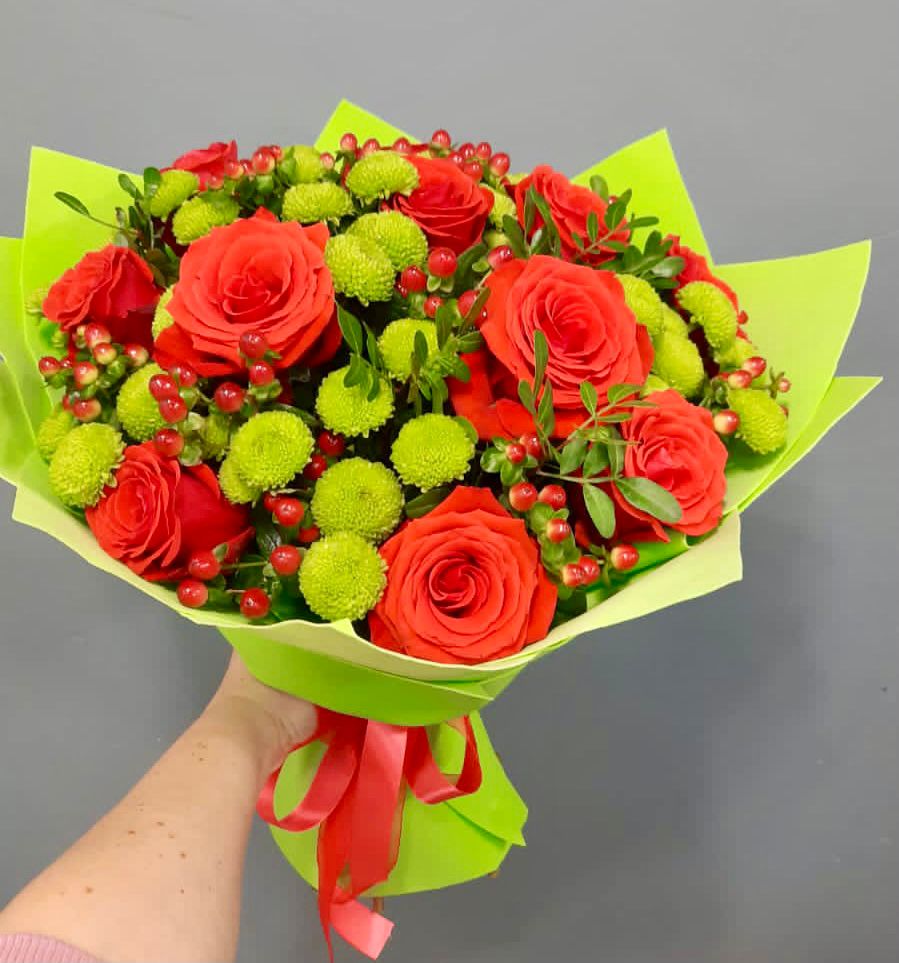 Букет цветов из: Хризантемы и Розы в Долматово