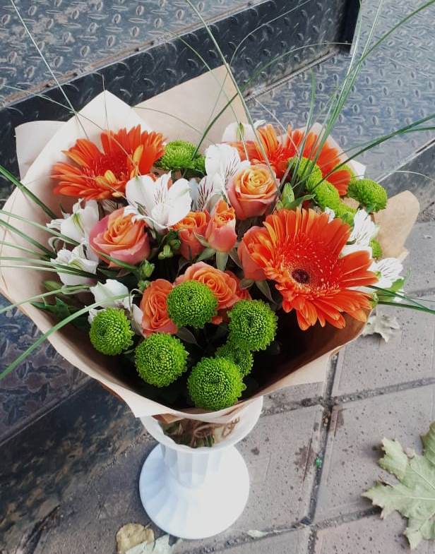 Букет цветов из: Герберы, Хризантемы, Альстромерии и Розы в Долматово