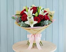 Букет цветов из:  Лилии и Розы #REPLACE_PRED# Долматово