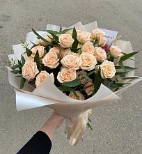 Букет Кремовые розы Латте в Долматово