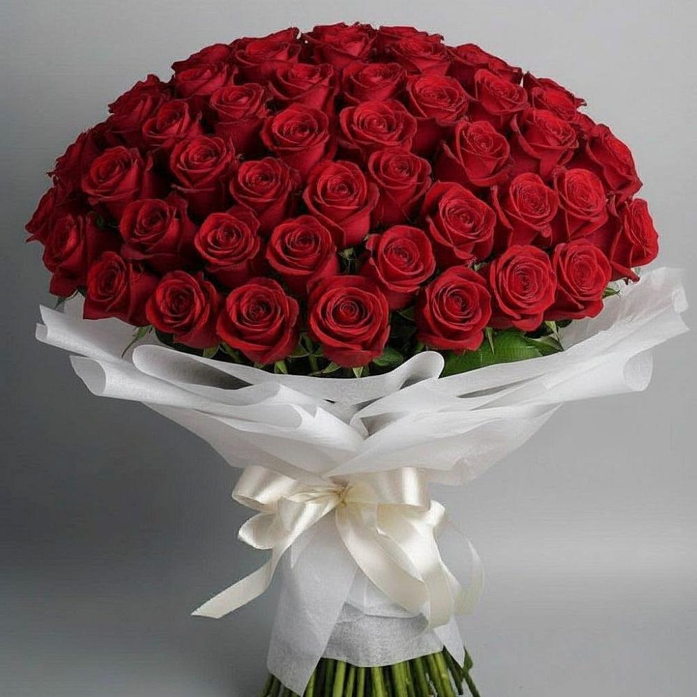 Букет 101 Красная роза Блэк Мэджик в Долматово