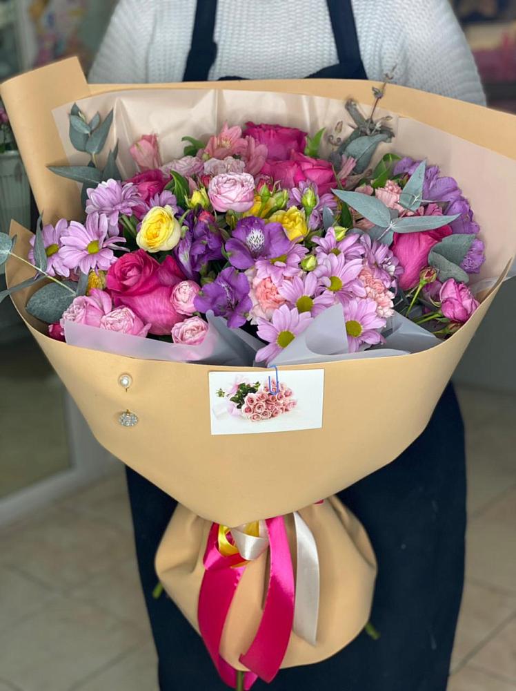 Букет цветов из: Хризантемы, Гвоздики и Альстромерии в Долматово