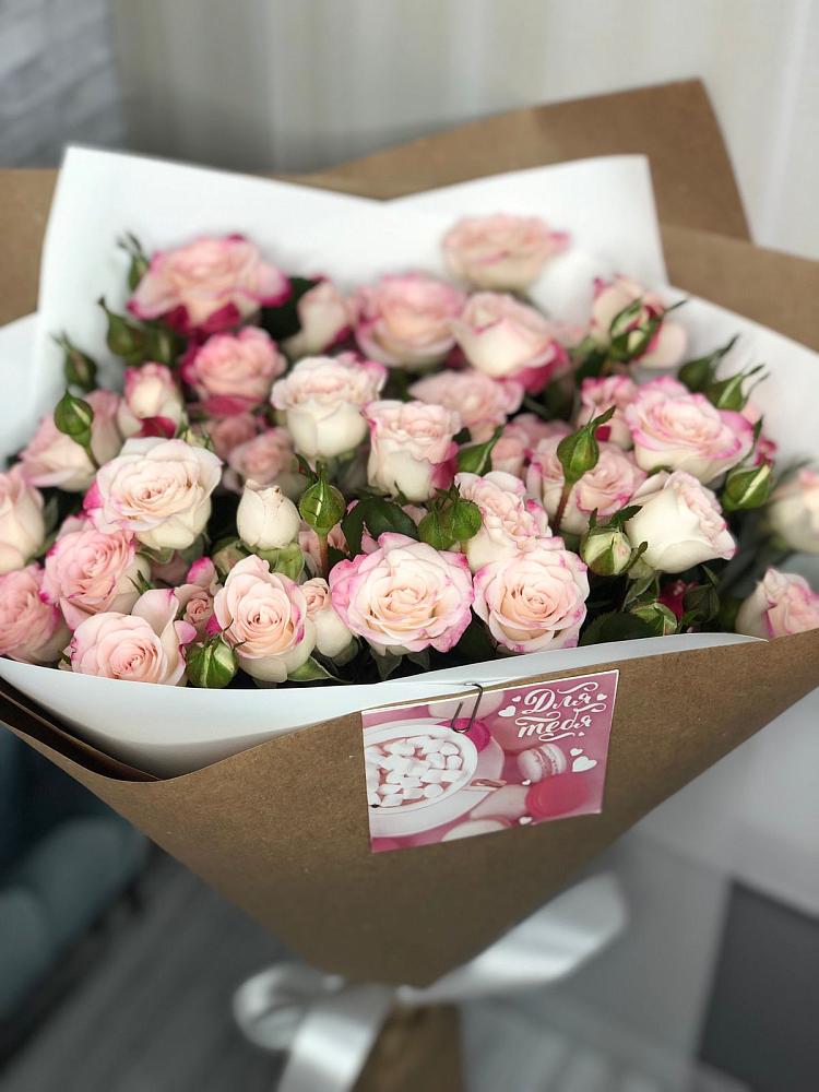 Букет цветов из: Розы в Долматово