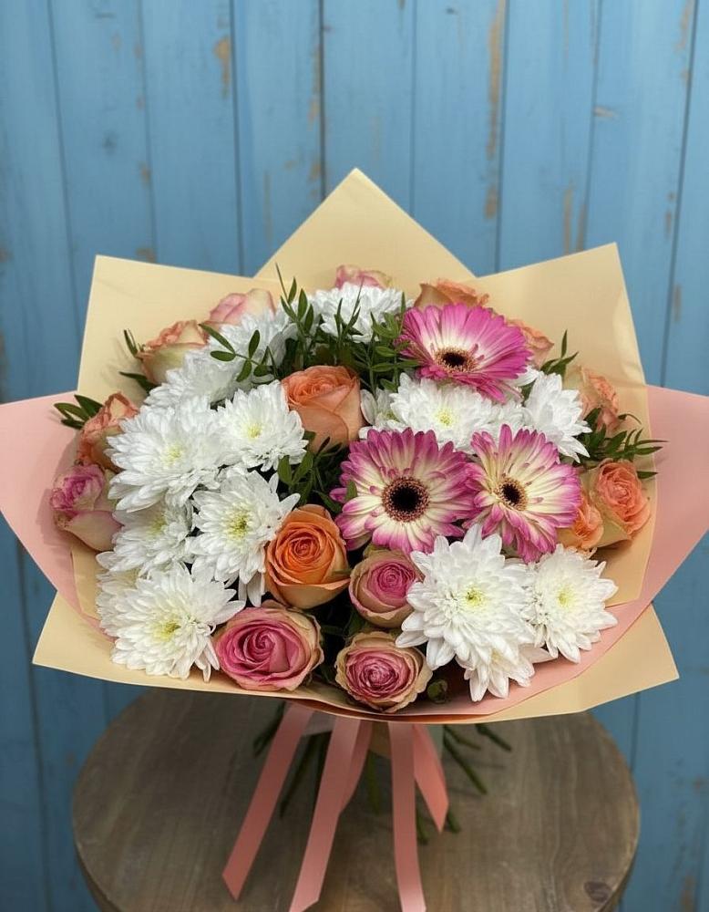 Букет цветов из: Розы, Герберы и Хризантемы в Долматово