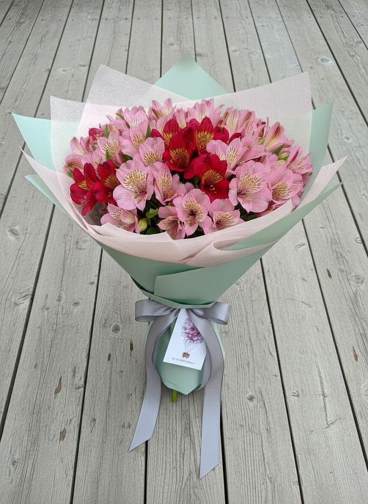 Букет цветов из: Альстромерии в Долматово