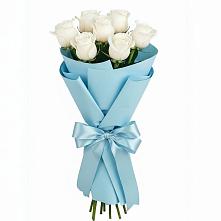 Букет 7 белых роз Проуд в Долматово