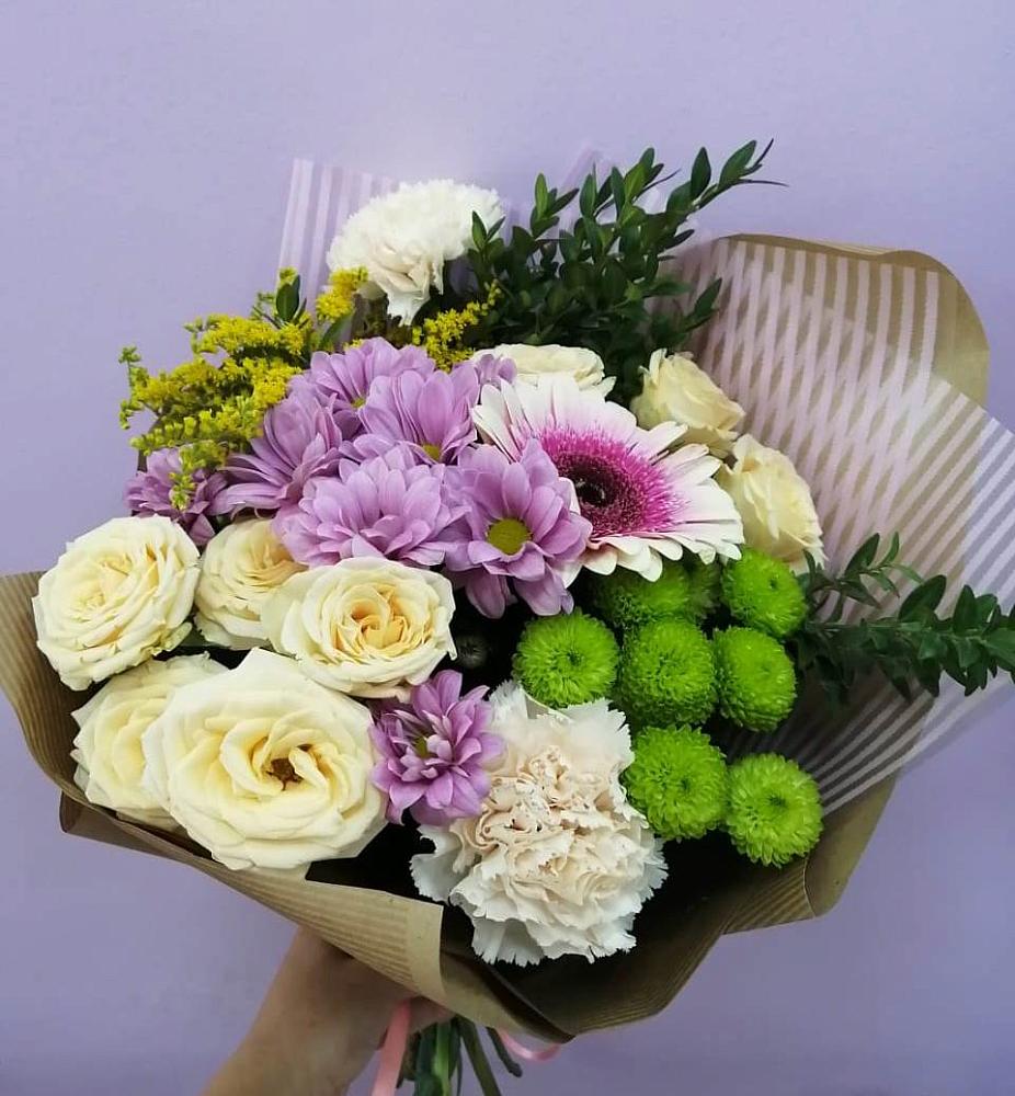 Букет цветов из: Хризантемы, Розы, Гвоздики и Герберы в Долматово