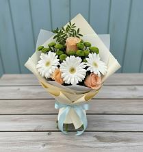 Букет цветов из:  Герберы, Розы и Хризантемы в Долматово