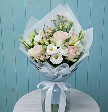 Букет цветов из:  Розы и Лизиантусы #REPLACE_PRED# Долматово