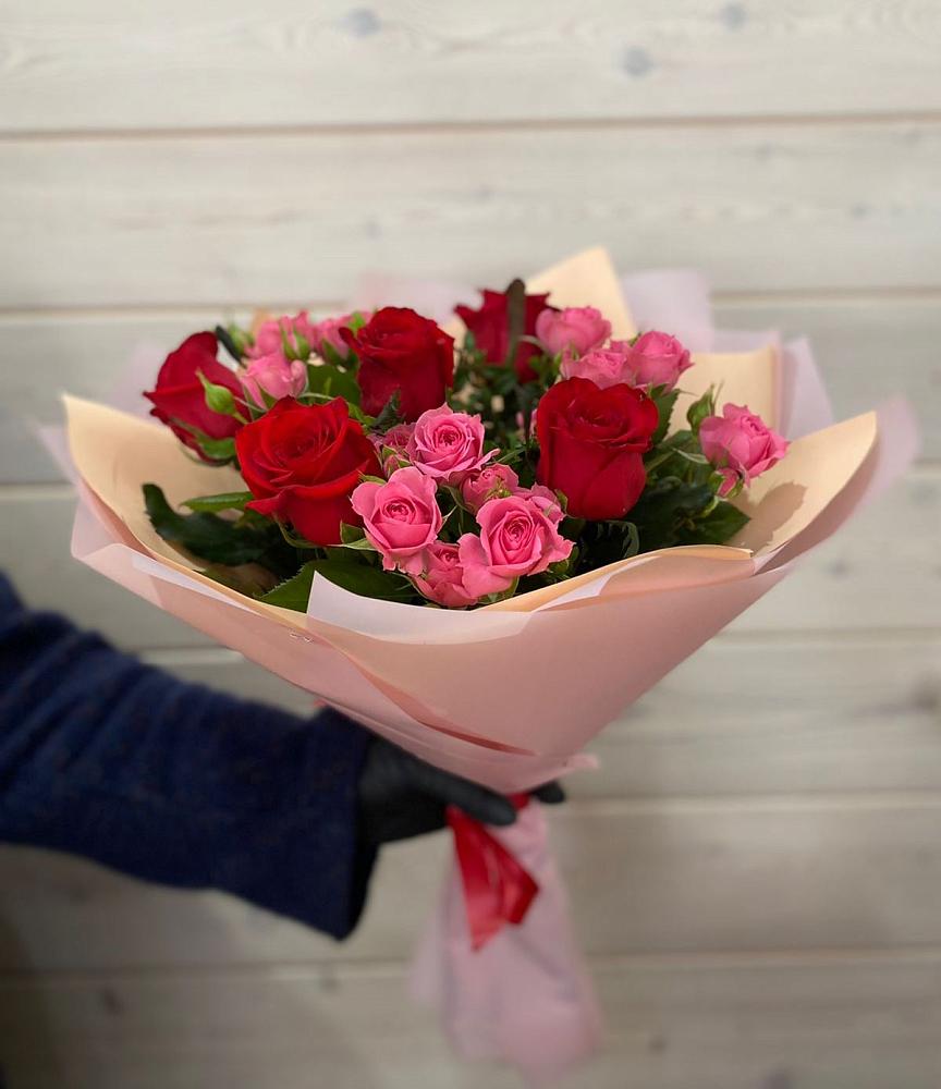 Букет цветов из: Розы в Долматово
