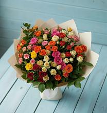 Букет Микс из разноцветных кустовых роз в Долматово